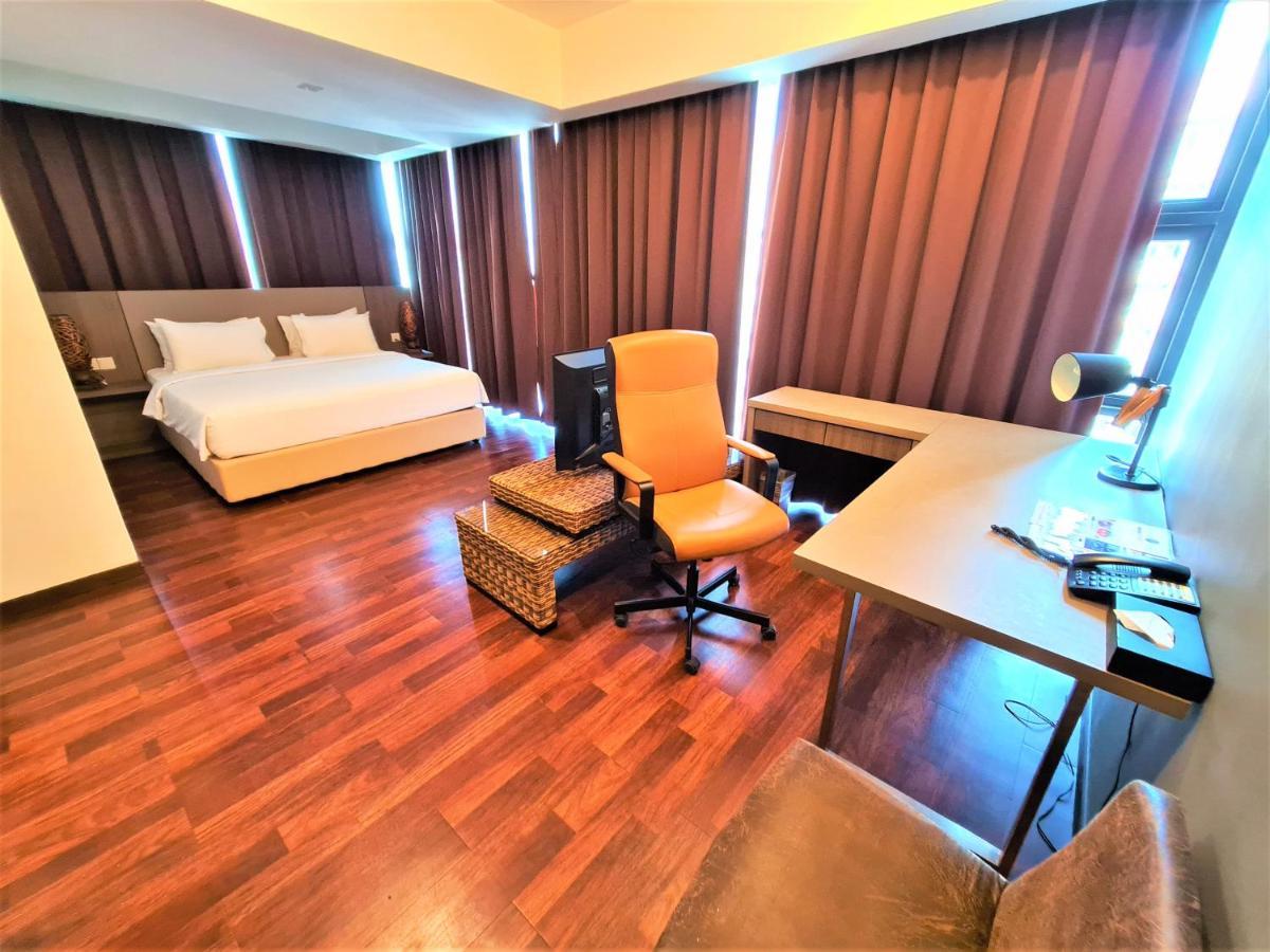Nexus Business Suite Hotel Шах-Алам Экстерьер фото